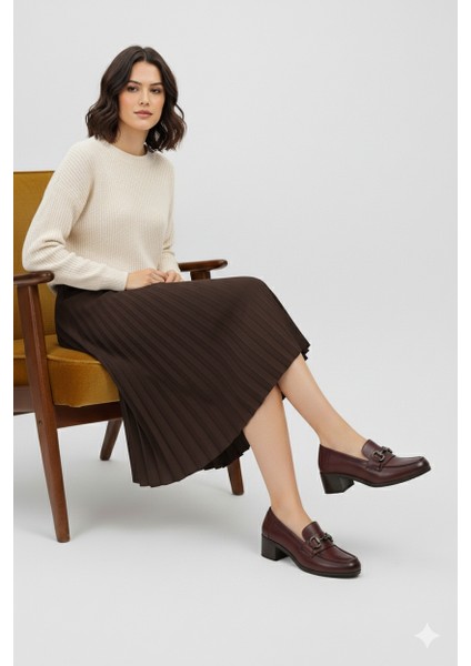 Kadın Hakiki Deri Ortopedik Kalın Topuklu Klasik Mevsimlik Ayakkabı NH24/K1072