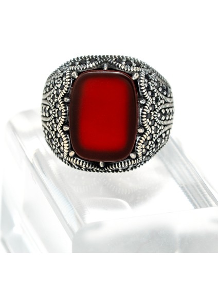 Antik Desenli Kırmızı Akik Taşlı 925 Ayar Gümüş Erkek Yüzük – El Işçiliğiyle Asaletin Buluşması