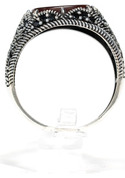 Antik Desenli Kırmızı Akik Taşlı 925 Ayar Gümüş Erkek Yüzük – El Işçiliğiyle Asaletin Buluşması indirimleri