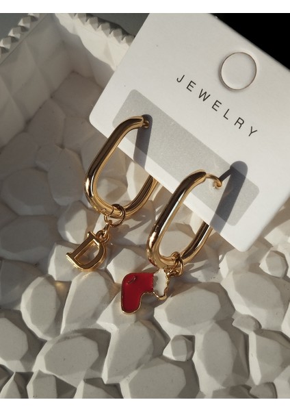 Yılbaşı Temalı Harf Chramlı Çelik Oval Küpe modelleri