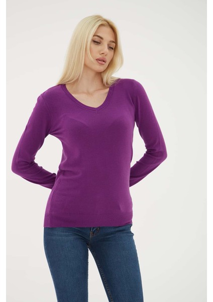 Regular Fit V Yaka Kazak Bayan Kazak 25K0778K1 fiyatları