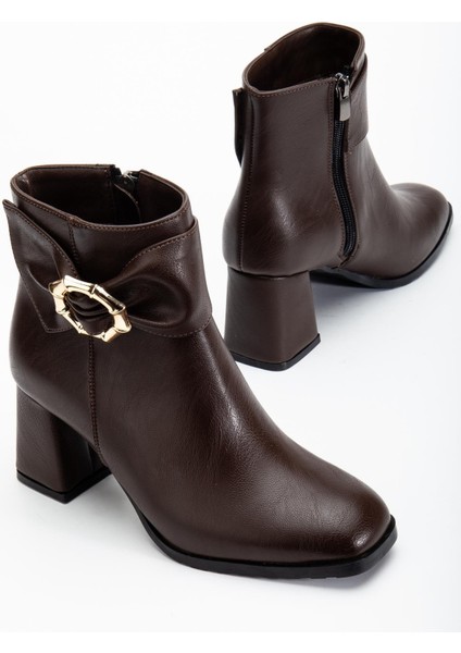 Kahverengi Kadın Kalın Topuklu Bot Yan Fiyonk Aksesuarlı Küt Burun
