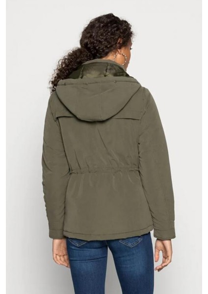 Onlnewstarline Regular Fit Yumuşak Tüy Detaylı Kapüşonlu Mont Bayan Mont 15297128 fiyatları