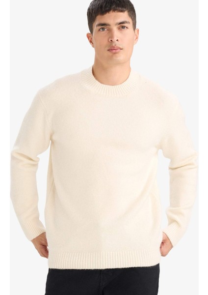 Relax Fit Bisiklet Yaka Triko Kazak E8390AX25CW modelleri