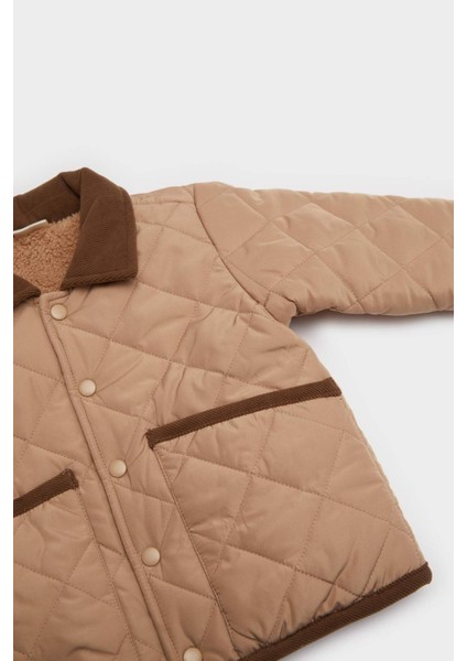 Erkek Bebek Su Geçirmez Kontrast Yakalı Çıtçıtlı Mont E8467A525AU modelleri