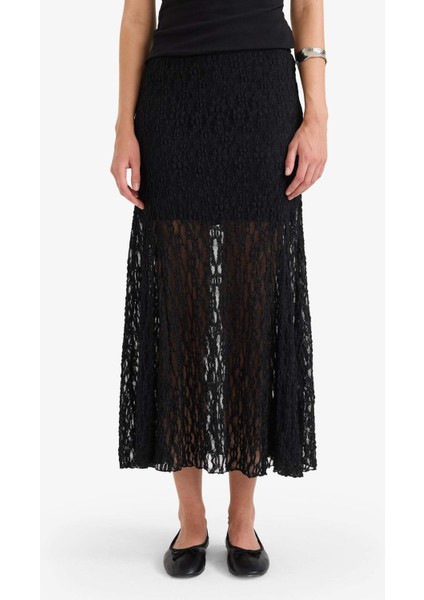 A Kesim Normal Bel Astarlı Dantel Maxi Etek F8154AX25AU modelleri