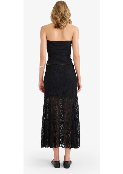 A Kesim Normal Bel Astarlı Dantel Maxi Etek F8154AX25AU fırsatları