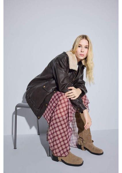 Çıkarılabilir Suni Kürk Yaka Dad Fit Polo Yaka Tafta Suni Deri Mont E8540AX25AU