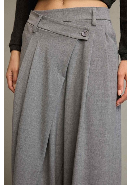 Baggy Fit Fermuarlı Normal Bel Standart Boy Pantolon F9191AX25AU indirimleri