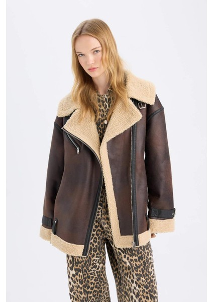 Relax Fit Pelüş Astarlı Mont Kruvaze Yaka Fermuarlı Kemerli C9465AX24WN fiyatları