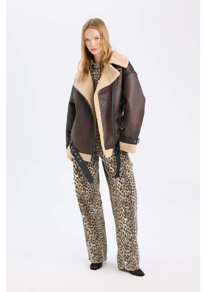 Relax Fit Pelüş Astarlı Mont Kruvaze Yaka Fermuarlı Kemerli C9465AX24WN modelleri