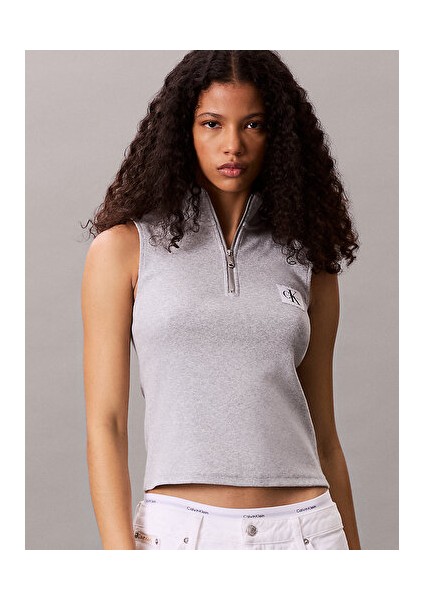 Kadın Gri T-Shirt fırsatları