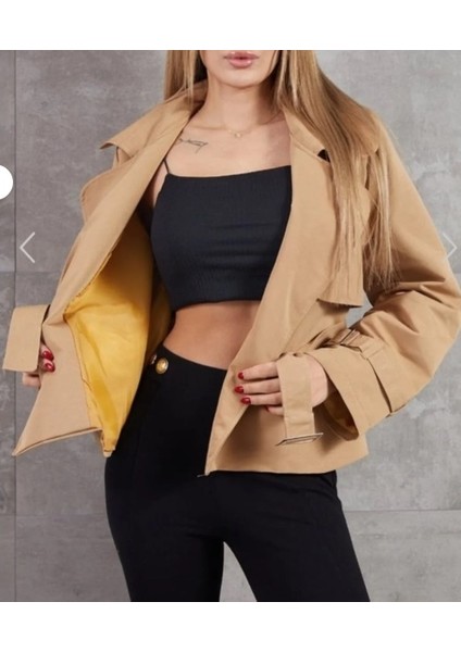 Kruvaze Yaka Tokalı Kısa Sütlü Kahve Trençkot modelleri