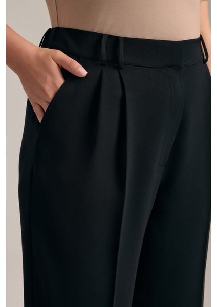 Dökümlü Bol Pantolon indirimleri