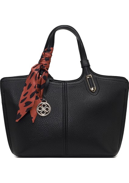 Kadın Siyah Uzun Askılı Aksesuarlı Kol Çantası 25WBD2859FT fırsatları