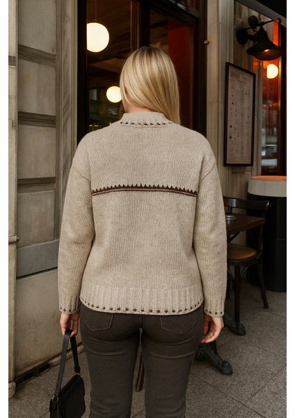 Regular Fit Bisiklet Yaka Kazak Bayan Kazak 25K0195K1 modelleri