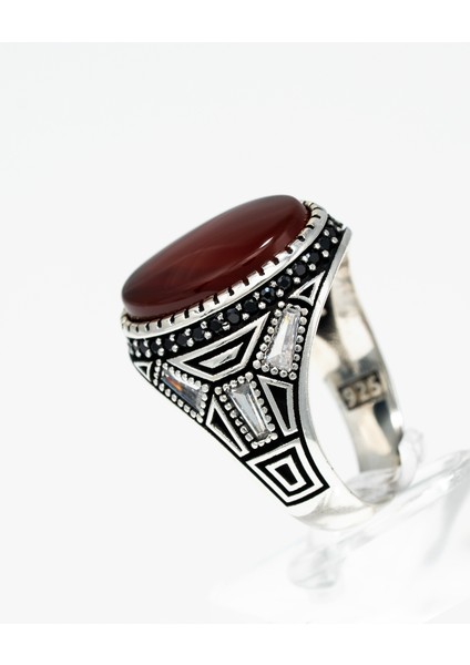 Geometrik Desenli Kırmızı Akik Taşlı 925 Ayar Gümüş Erkek Yüzük – Asalet ve Gücün Sembolü fırsatları