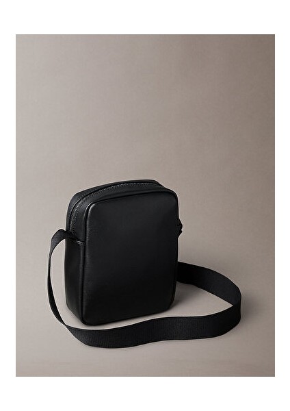 Erkek Siyah Çapraz Askılı Çanta fiyatları