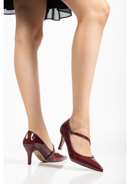Büyük Beden Kadın Stiletto Ince Topuklu Ayakkabı Bordo Rugan Baretli fiyatları