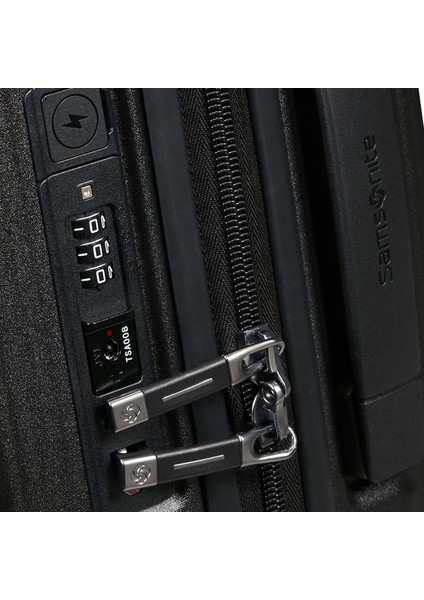 Spinner Nuon 4 Tekerlekli 55 cm Kabin Boy Valiz