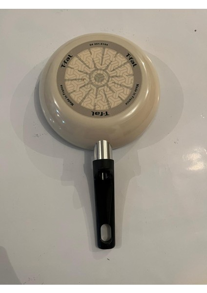 Titanyum Difüzyon Tabanlı 18 cm Tava