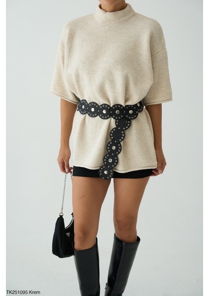 Kadın Yarım Boğaz Kısa Kol Sezonluk Oversize Kazak (Kemersiz) fiyatları