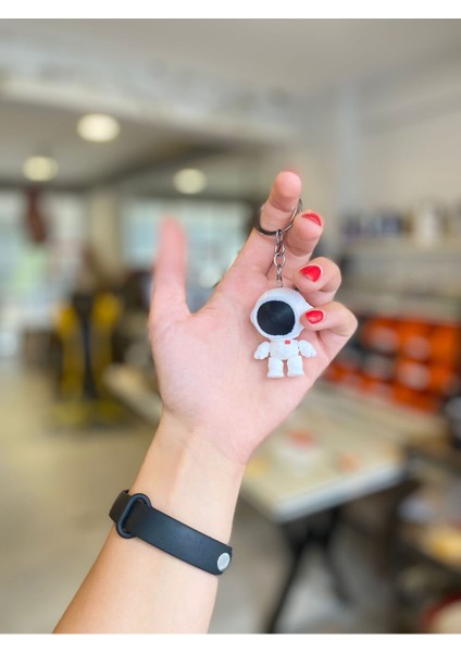 Sevimli Astronot Anahtarlık - Çelik Anahtarlıkla Birlikte - Özel Tasarım - Mini Boy - Beyaz Model