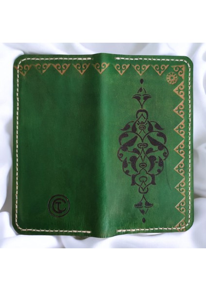 El Yapımı Hakiki Yeşil Deri Erkek Cüzdan - Türk Halısı Desenli Yakma Sanatı Dana Derisi Katlanabilir Model fiyatları