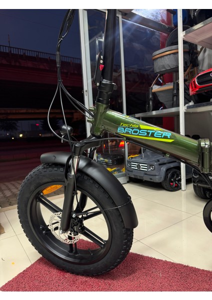 Broster Techla Hidrolik Fren Katlanır Elektrikli Bisiklet Metalik Renk Tonu fırsatları