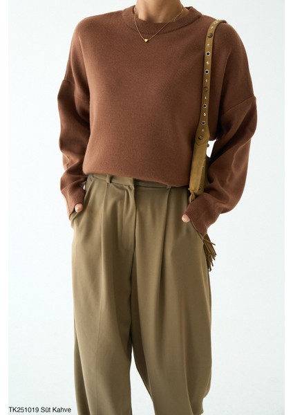 Kadın Bisiklet Yaka Basıc Oversıze Kesim Kazak