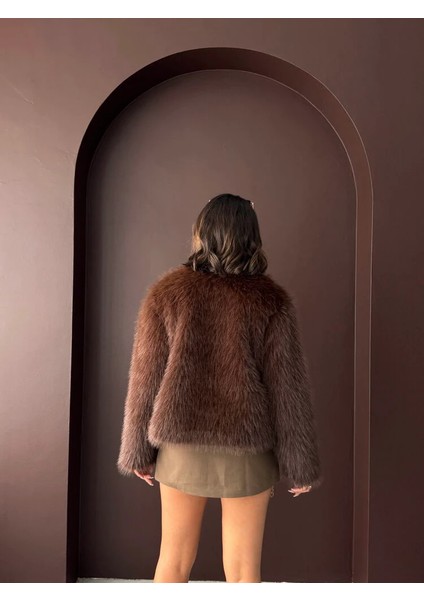 Kadın Vintage Peluş Tüylü Crop Ceket Altın Düğmeli Bisiklet Yaka Kışlık Şık Ceket modelleri