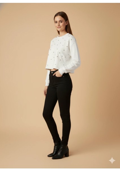 Kadın Uzun Kollu Kısa Kazak Taşlı Detaylı Crop Üst Giyim fırsatları