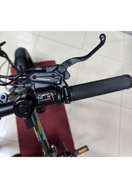 Broster Techla Hidrolik Fren Katlanır Elektrikli Bisiklet Metalik Renk Tonu fiyatları