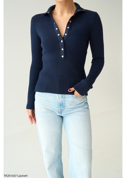 Kadın Yarım Pat Düğmeli Basıc Günlük Triko Kazak