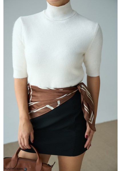 Kadın Yarım Balıkçıl Yaka Kısa Kol Kazak modelleri