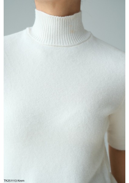 Kadın Yarım Balıkçıl Yaka Kısa Kol Kazak fırsatları