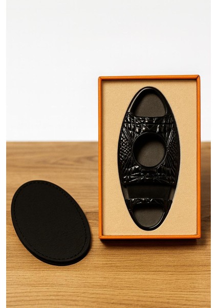 Lüks Çift Bıçaklı Siyah Desenli Puro Makası – Deri Kılıflı ve Hediye Kutulu modelleri