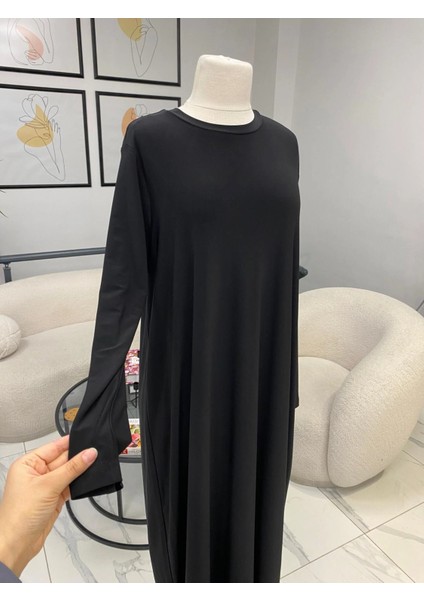Siyah Iç Elbise