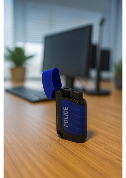 Police Marka Mavi Siyah Gazlı Pürmüzlü Çakmak – Rüzgar Geçirmez, Lüks Tasarım