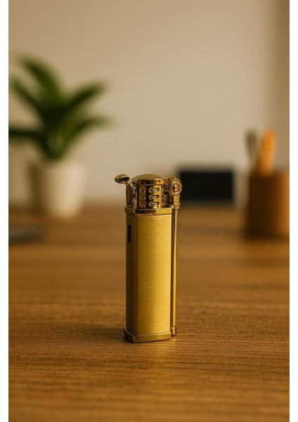 🌟 Royal Gold Premium Gazlı Çakmak – Lüks Tasarım 🌟