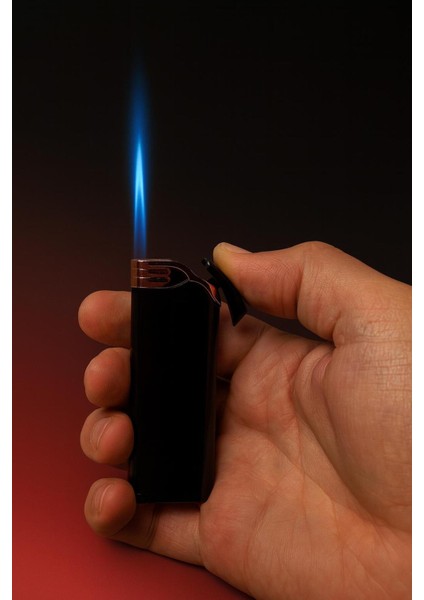 Premium Minyatürlü Pürmüz Çakmak – Şık Metal Gövde & Güçlü Alev