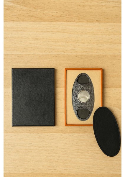 Lüks Oyma Desenli Çelik Puro Kesici – Çift Bıçaklı, Hediye Kutulu fırsatları