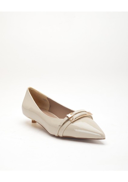 Kadın Kısa Topuklu Ayakkabı Ten Rugan Minik Ökçeli Bantlı fırsatları