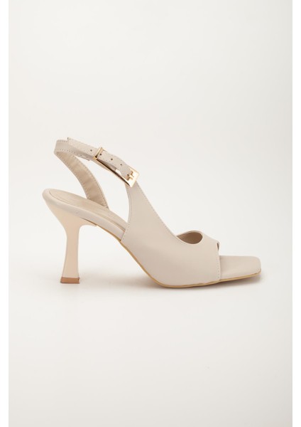 Kadı Topuklu Sandalet Ayakkabı Ten Cilt Yan Büyük Tokalı modelleri