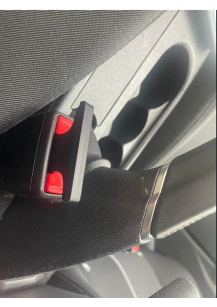 Emniyet Kemeri Aparatı - Sert Plastik - Tüm Araçlar