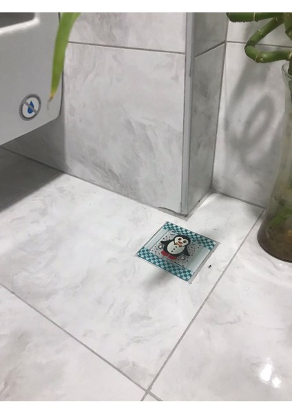 Cam Banyo Gideri Süsü 97 mm x 97 mm Dekoratif Gider Kapağı- Penguen modelleri
