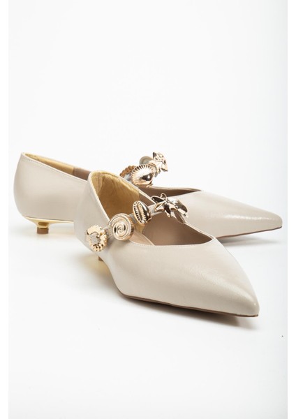 Kadın Kısa Topuklu Aykkabı Bej Rugan Baretli Minik Ökçe