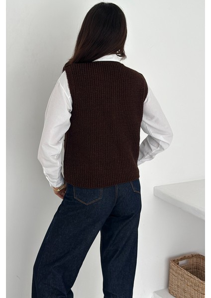 Kadın Düğmeli Cepli Triko Yelek & Süveter – Heritage Layer