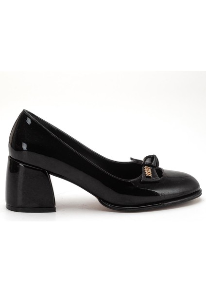 Büyük Beden Kadın Kalın Topuklu Ayakkabı Siyah Rugan Fiyonklu Yuvarlak Burun modelleri