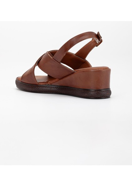 Kadın Dolgu Topuklu Ayakkabı Sandalet Taba Çapraz Bantlı Suni Deri indirimleri